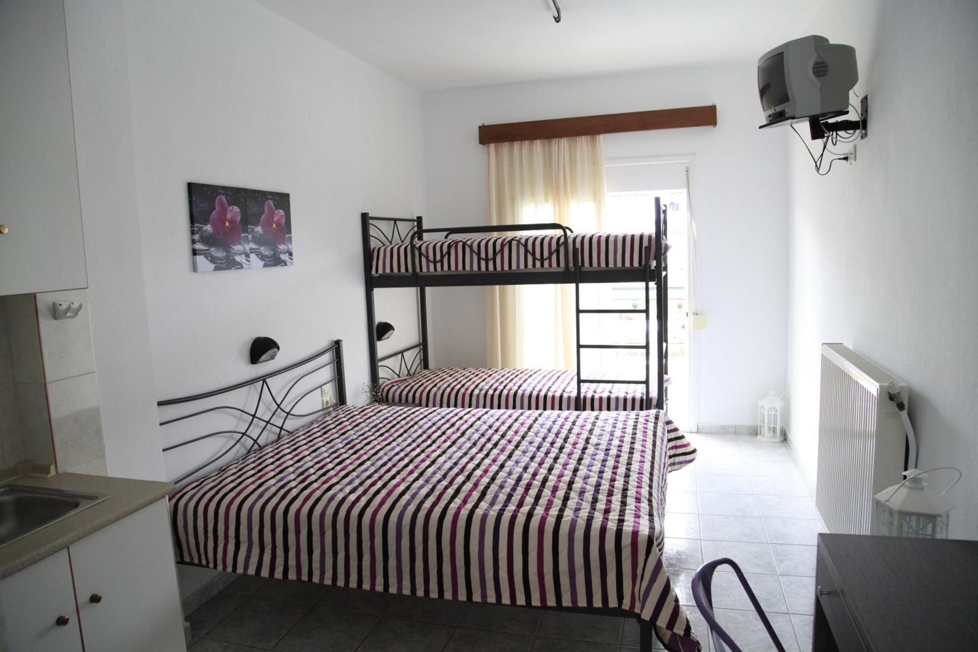 Vicky Rooms Paralia Dionisiou Extérieur photo