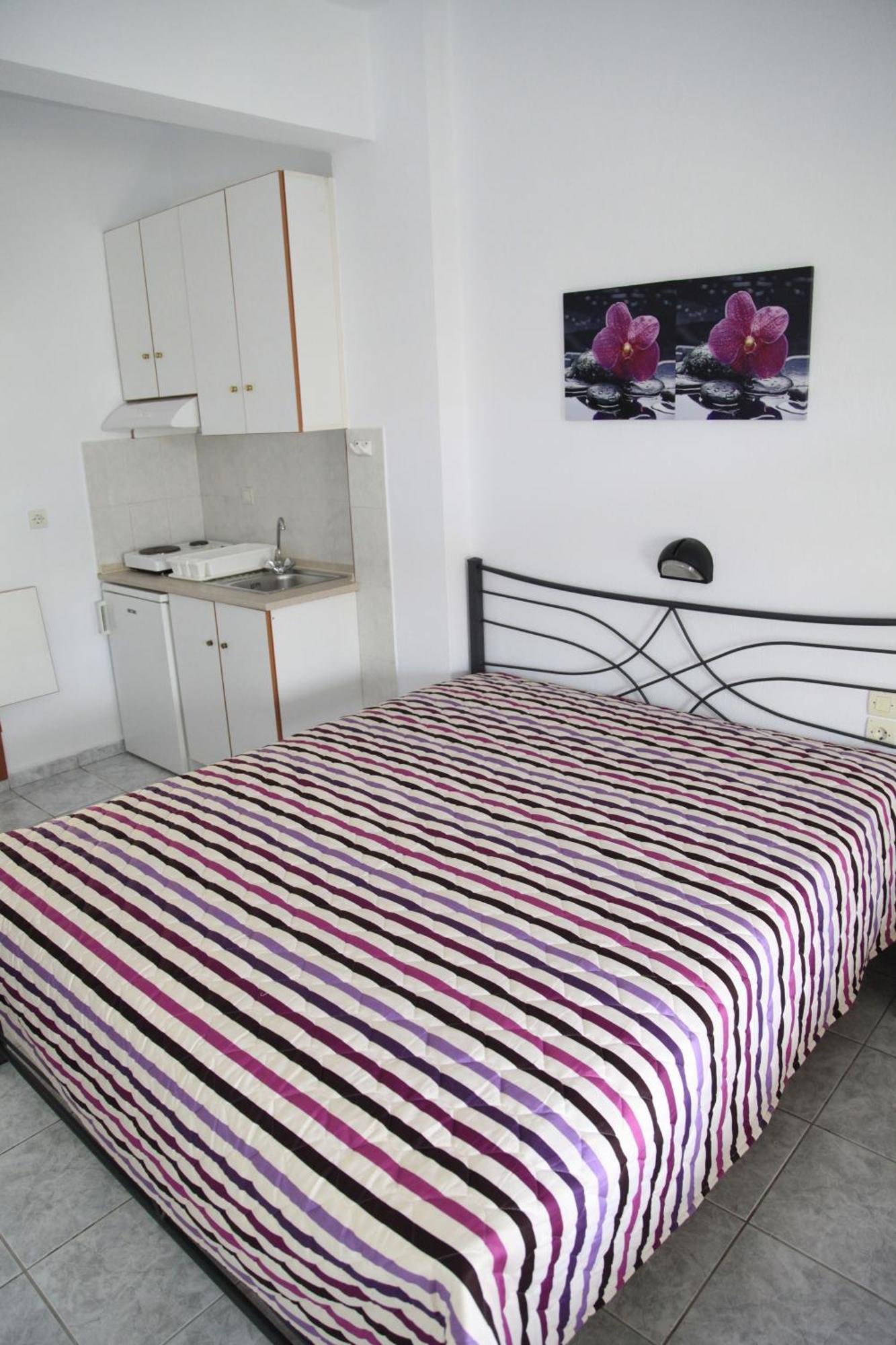 Vicky Rooms Paralia Dionisiou Extérieur photo
