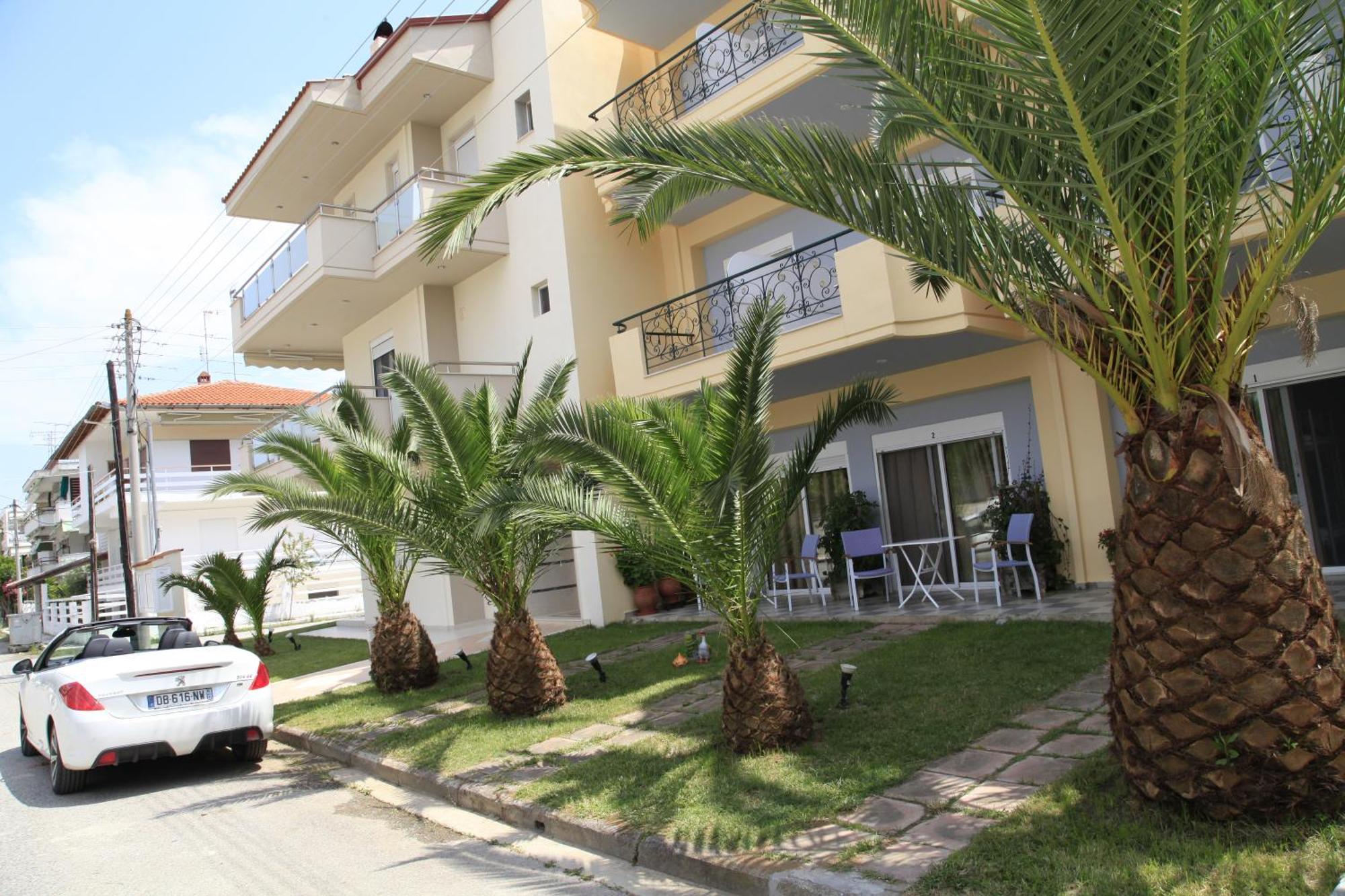 Vicky Rooms Paralia Dionisiou Extérieur photo