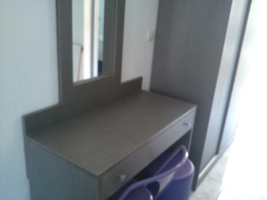 Vicky Rooms Paralia Dionisiou Chambre photo