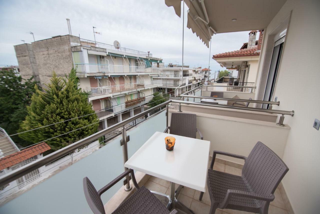 Vicky Rooms Paralia Dionisiou Extérieur photo