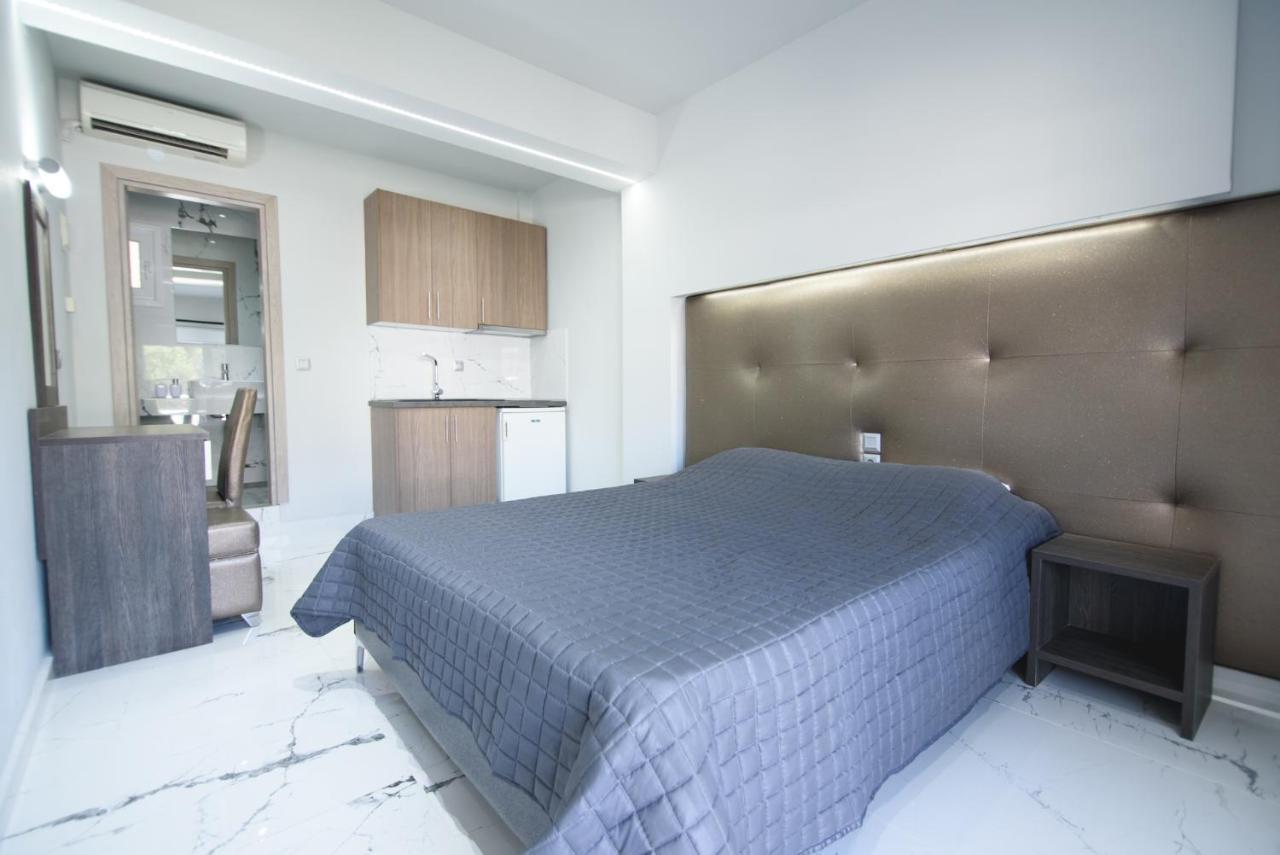 Vicky Rooms Paralia Dionisiou Extérieur photo